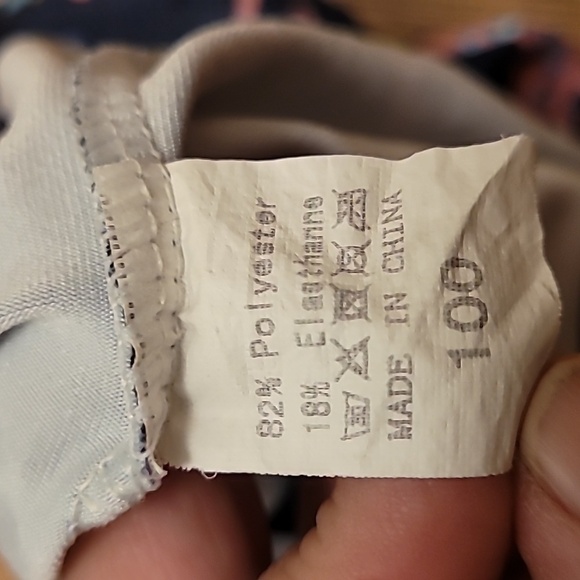 Two Gymnastic Leotards Flowers and Dinosaurs - size 100 - Picture 8 of 8